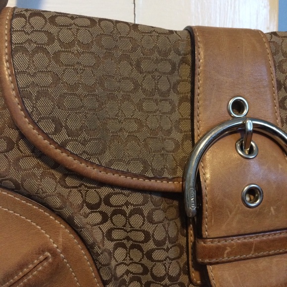 ⭐️SOLD⭐️Y2K Purse Authentic Coach Shoulder Handbag - Picture 4 of 8